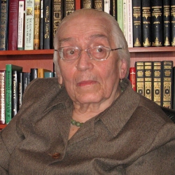 «Дом А.Ф. Лосева» с глубоким прискорбием сообщает: 8 сентября скончалась Аза Алибековна Тахо-Годи.