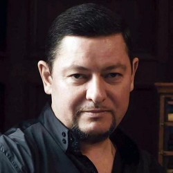21 апреля, в 19:00 приглашаем на Творческий вечер писателя Андрея Коровина.